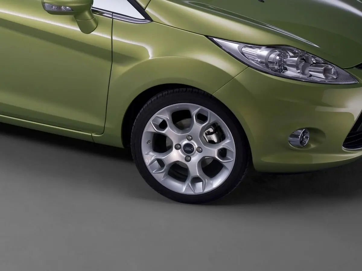 Ford Fiesta Mk6 Хэтчбек 3 дв. — сүрөт 16