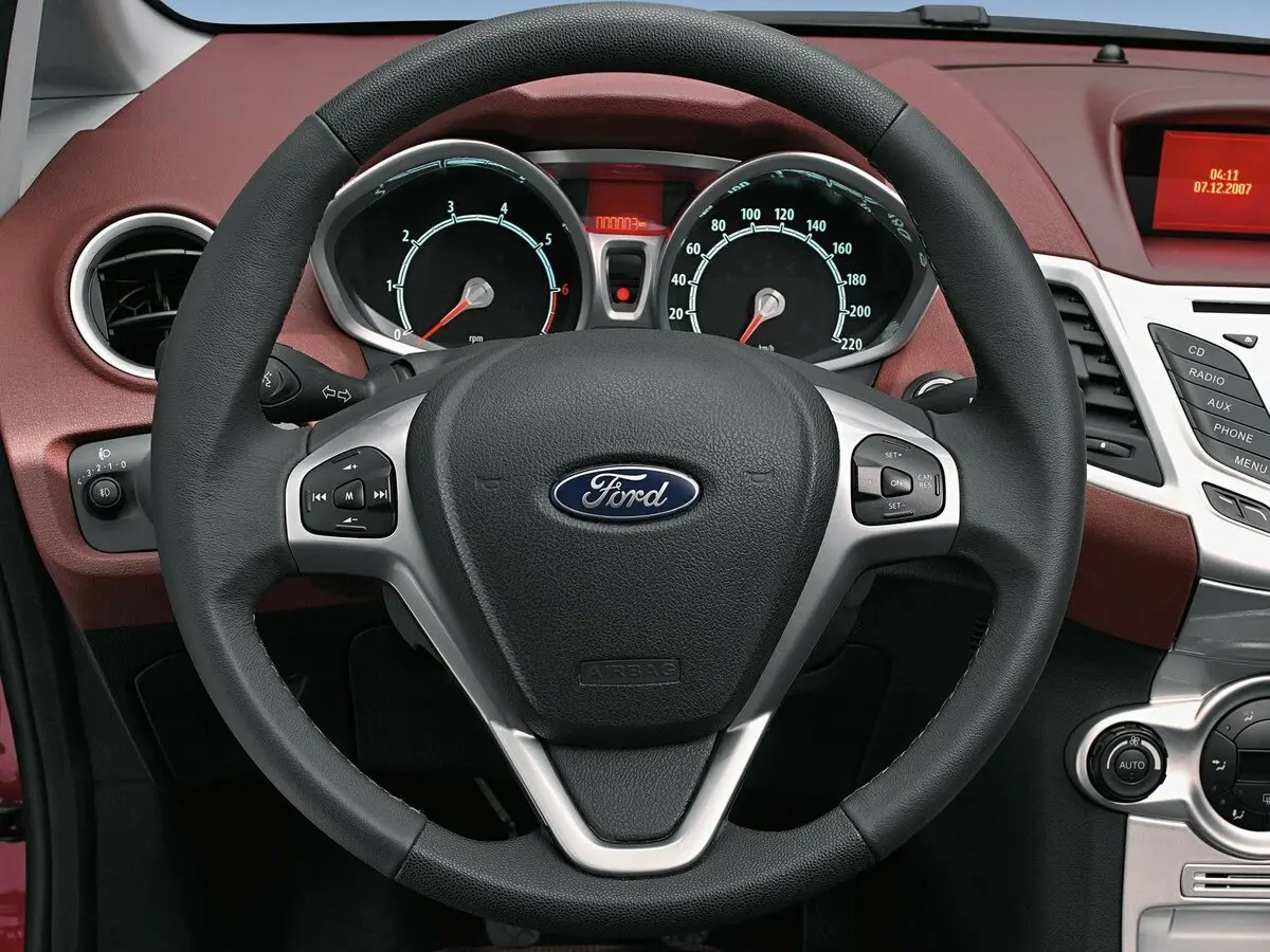 Ford Fiesta Mk6 Хэтчбек 5 дв. — photo 10