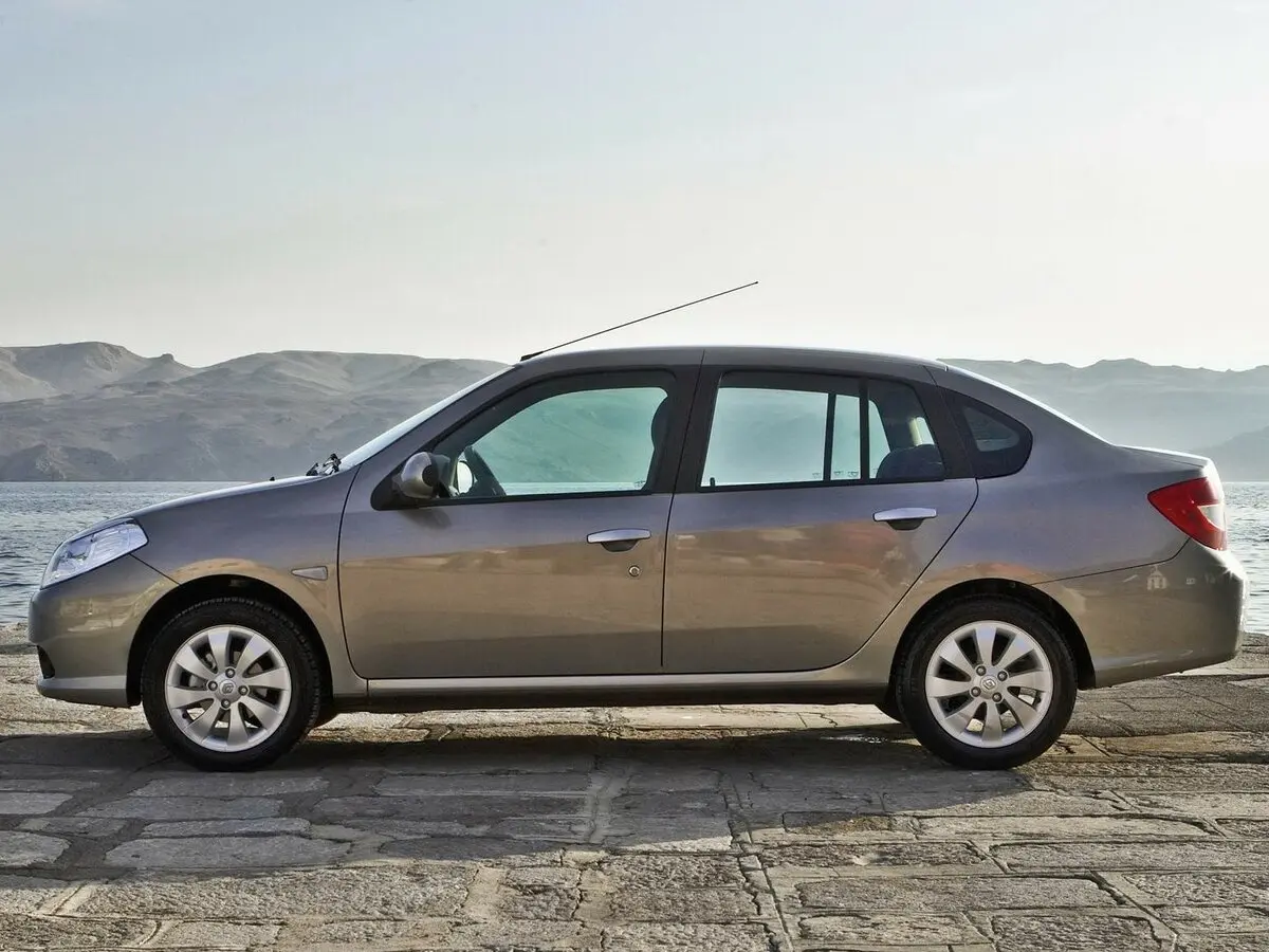 Renault Symbol ll Седан — photo 2