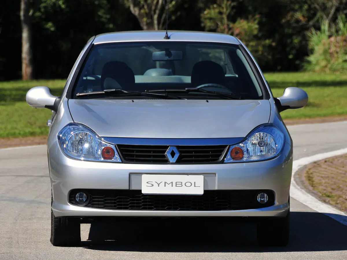 Renault Symbol ll Седан — photo 3