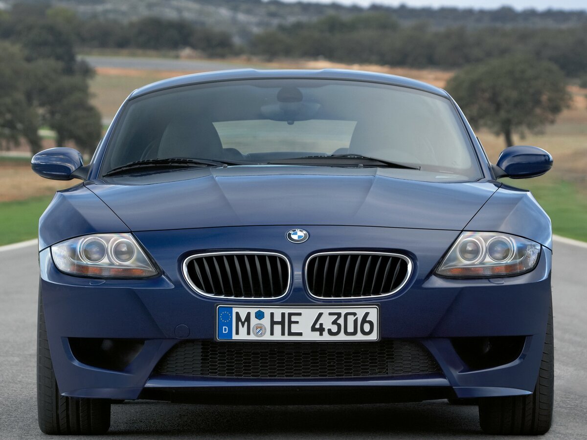 BMW Z4 M 2006 – 2009 Купе — фото 3