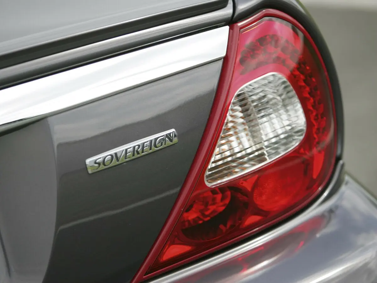 Jaguar XJ III (X350/X358) Седан Long — photo 14