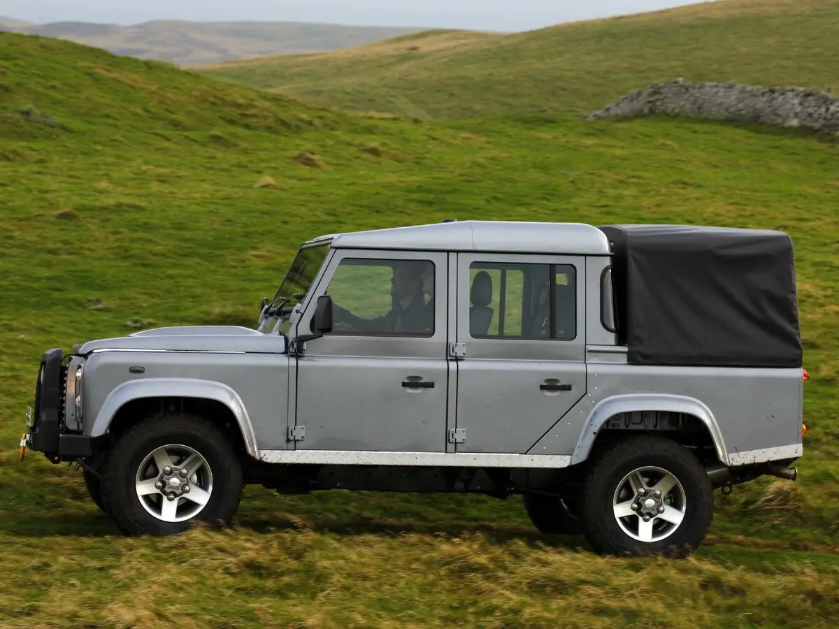 Land Rover Defender I Рестайлинг Пикап Двойная кабина — сүрөт 2