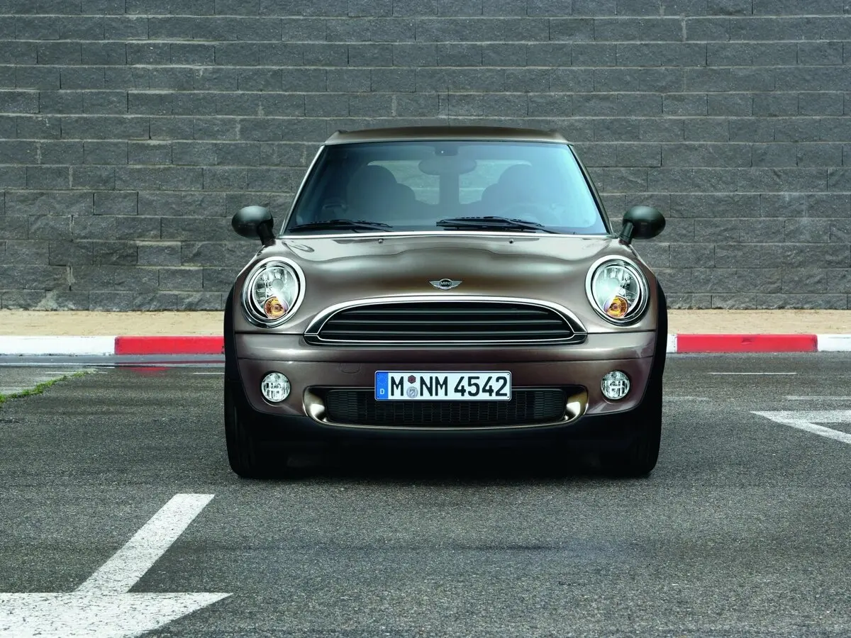 Mini Clubman I Хэтчбек 3 дв. — фото 2
