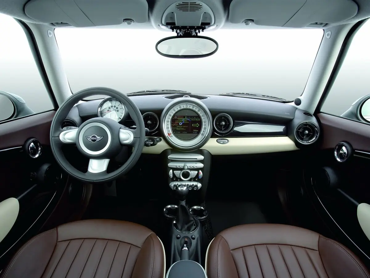 Mini Clubman I Хэтчбек 3 дв. — фото 5