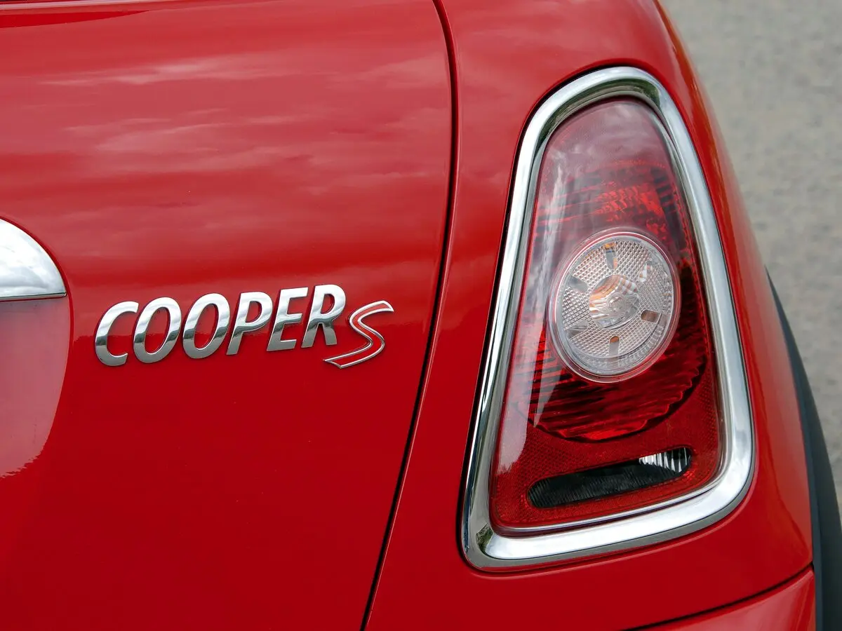 Mini Hatch II (R56) Хэтчбек 3 дв. Cooper S — фото 17