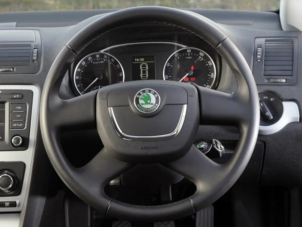 Skoda Octavia II (A5) Рестайлинг Универсал 5 дв. — сүрөт 7