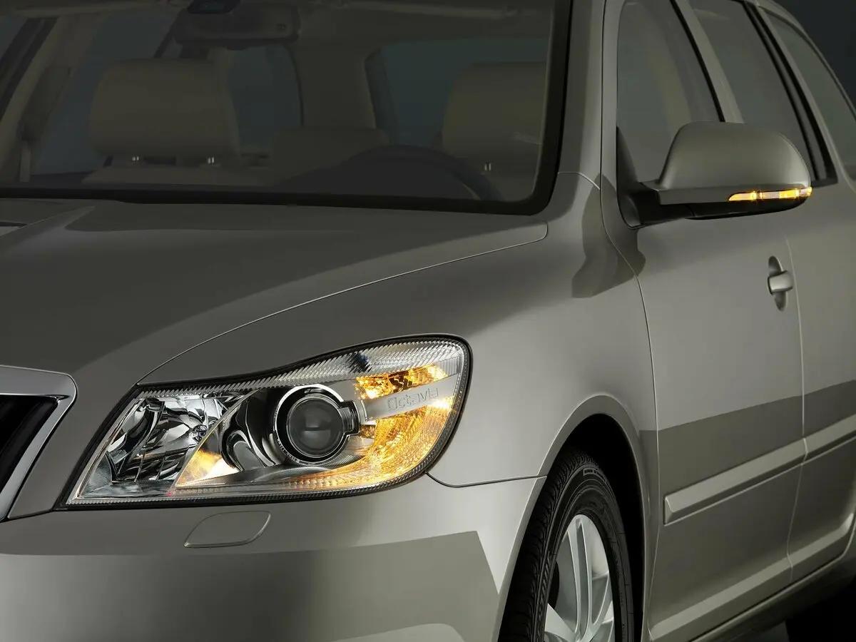 Skoda Octavia II (A5) Рестайлинг Универсал 5 дв. — сүрөт 11