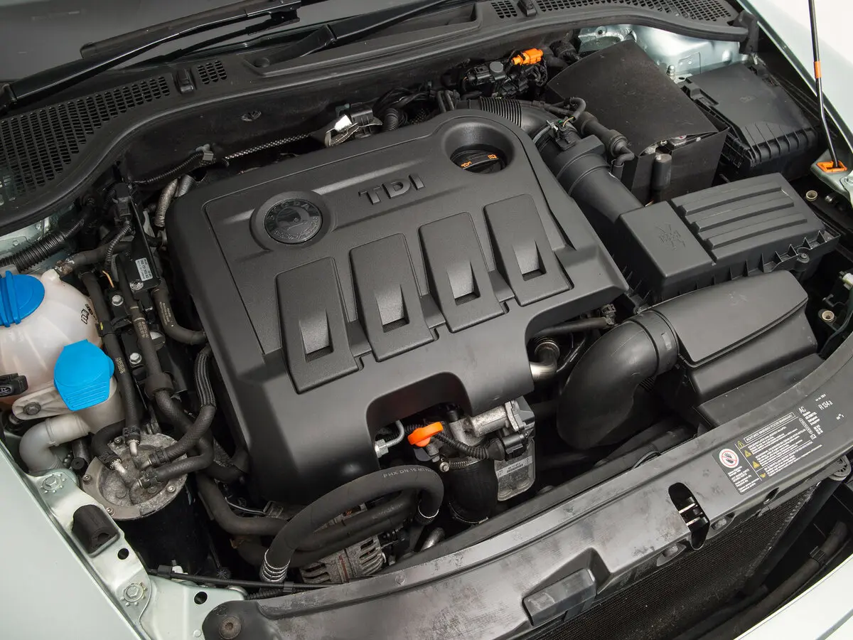 Skoda Octavia II (A5) Рестайлинг Лифтбек — сүрөт 14