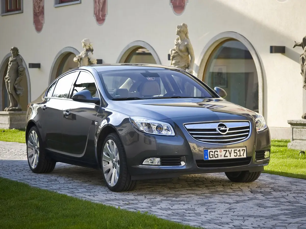Opel Insignia I Седан