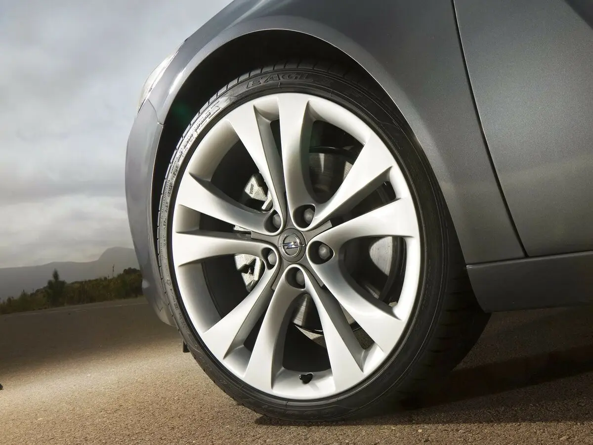 Opel Insignia I Седан — 照片 18