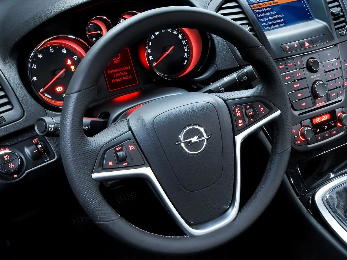 Opel Insignia I Лифтбек — photo 9