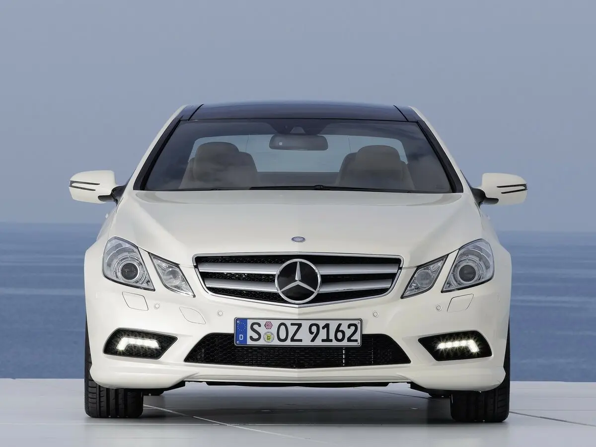 Mercedes-Benz E-Класс IV (W212, S212, C207) Купе-хардтоп — фото 3