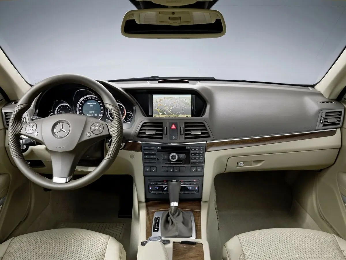 Mercedes-Benz E-Класс IV (W212, S212, C207) Купе-хардтоп — фото 6