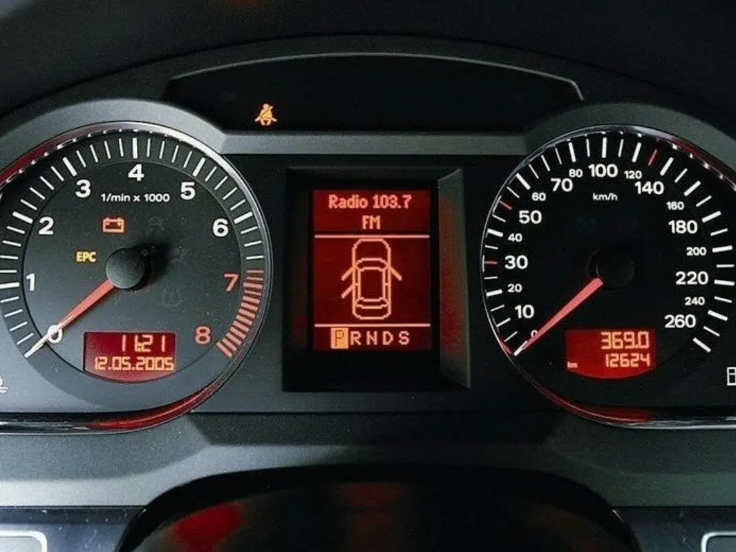Audi A6 III (C6) Седан — сүрөт 8