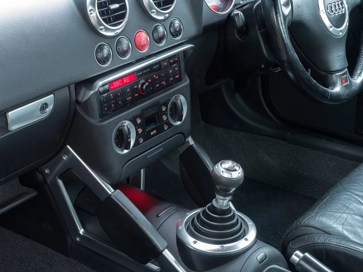 Audi TT I (8N) Купе — сүрөт 8