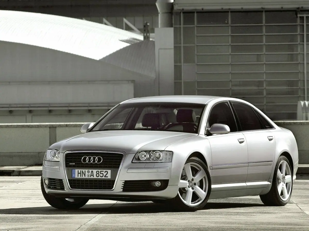 Audi A8 II (D3) Рестайлинг Седан