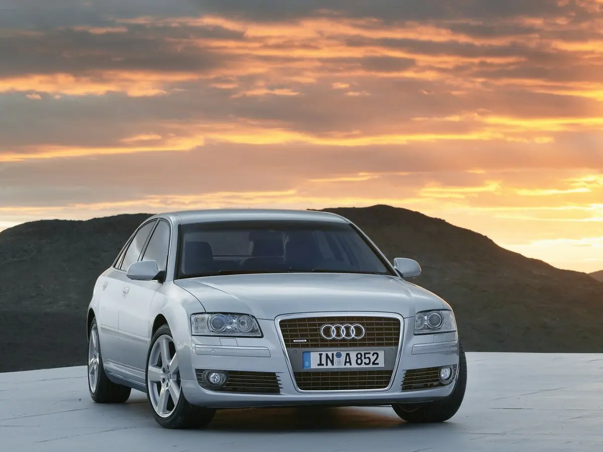Audi A8 II (D3) Рестайлинг Седан — 照片 3
