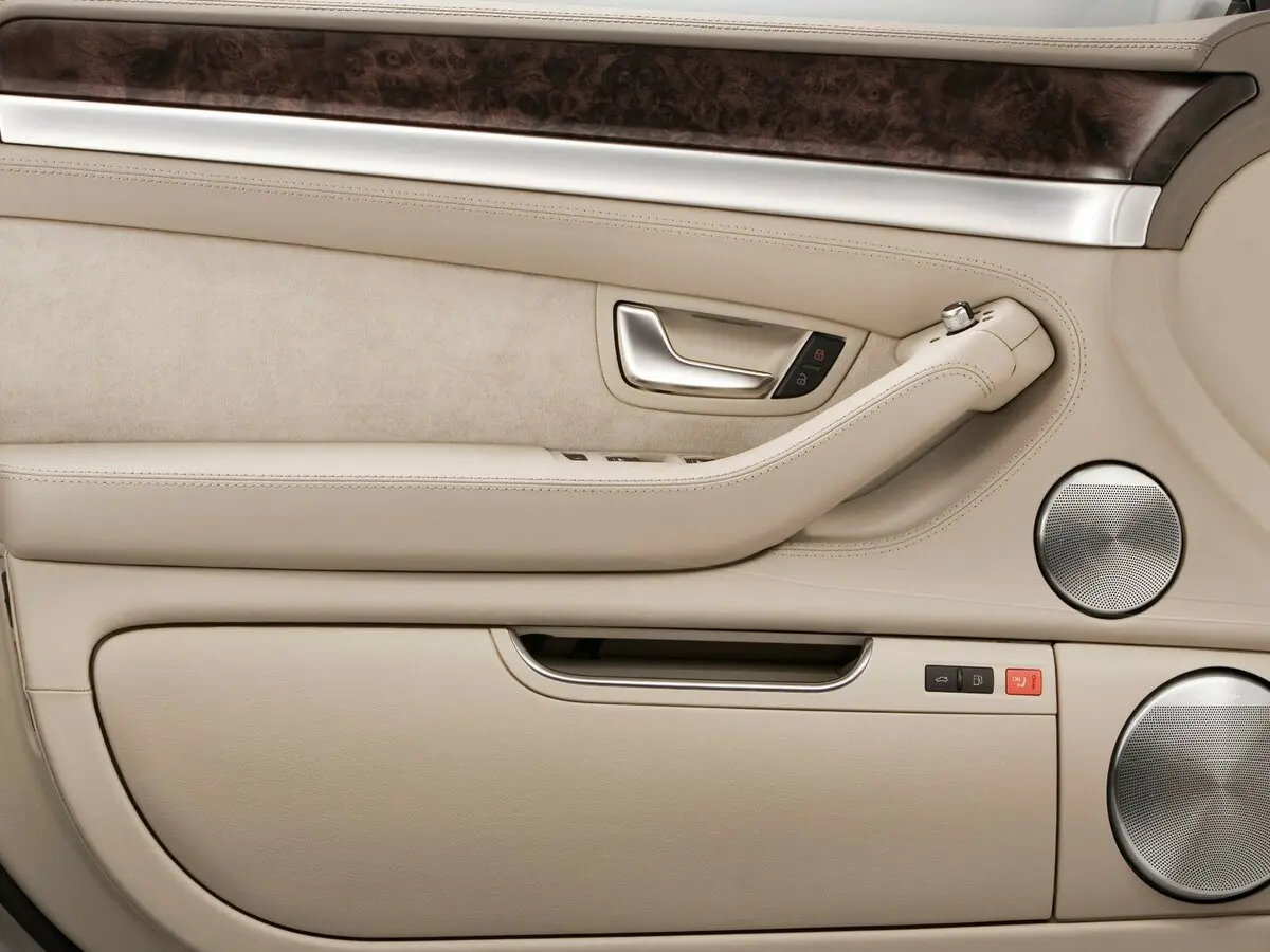 Audi A8 II (D3) Рестайлинг Седан Long — сүрөт 9