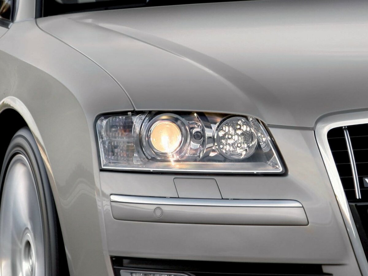 Audi A8 II (D3) Рестайлинг Седан Long