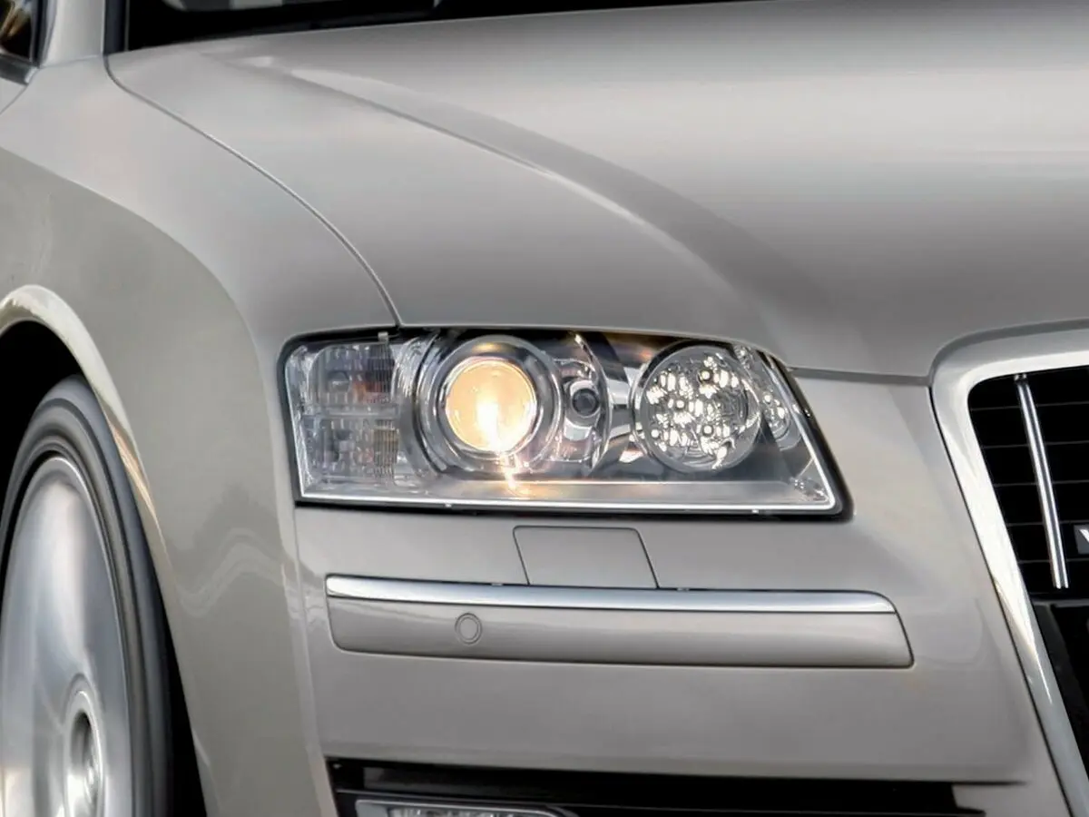 Audi A8 II (D3) Рестайлинг Седан Long — сүрөт 10