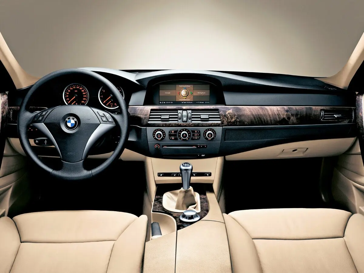 BMW 5 серии V (E60/E61) Седан — фото 6