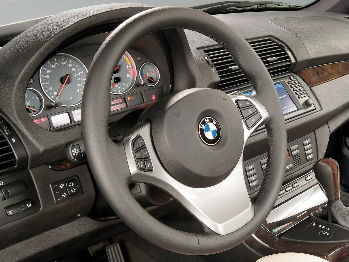 BMW X5 I (E53) Рестайлинг Внедорожник 5 дв. — фото 9
