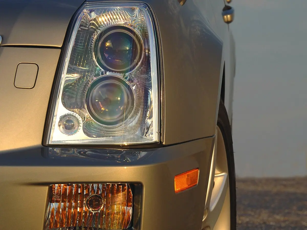 Cadillac STS I Седан — 照片 11
