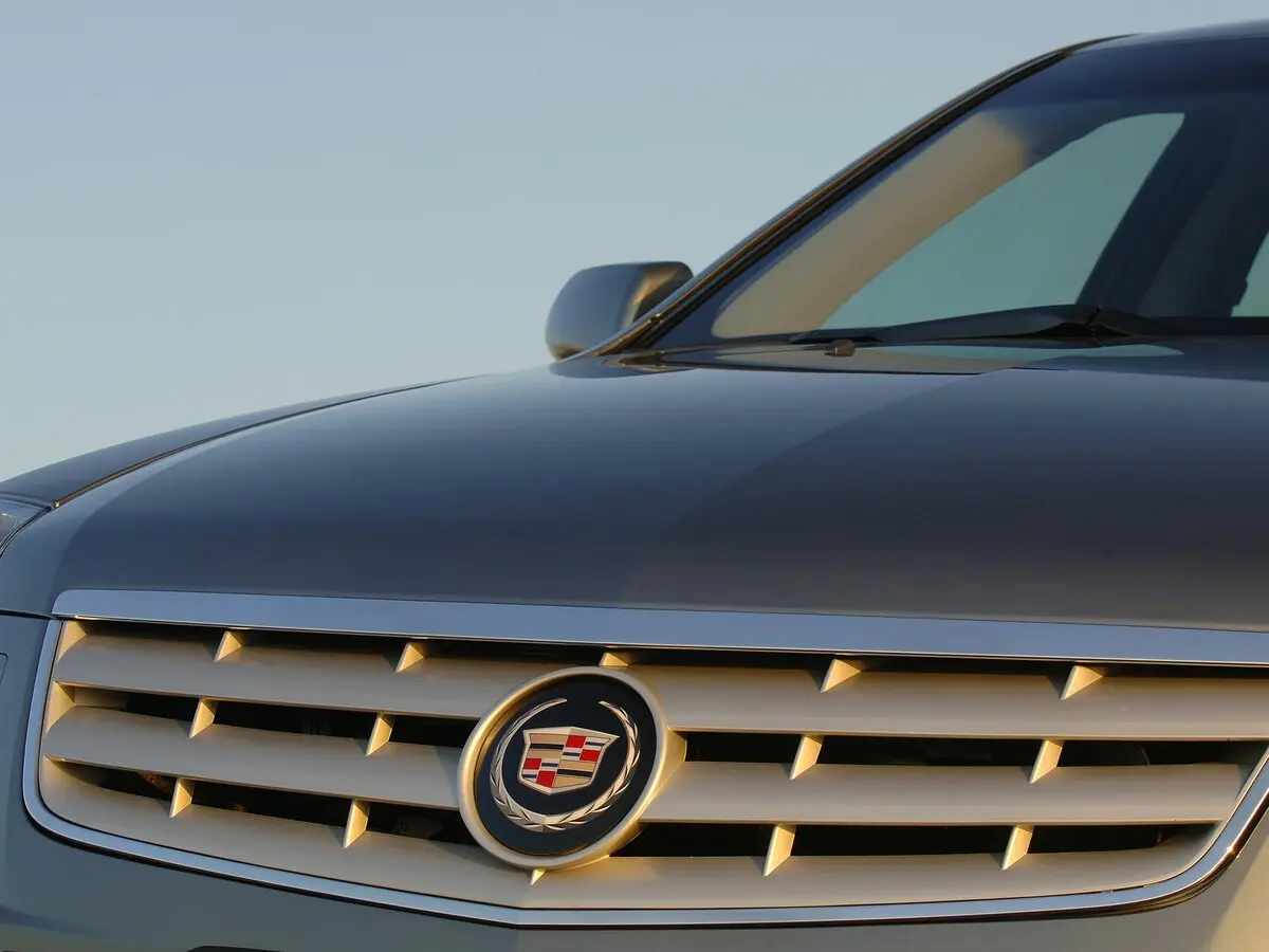 Cadillac STS I Седан — 照片 14
