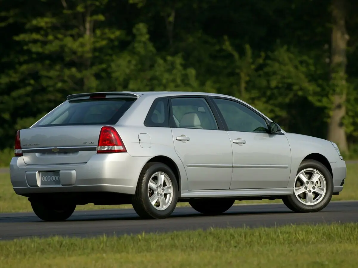 Chevrolet Malibu VI Хэтчбек 5 дв. Maxx — 照片 2