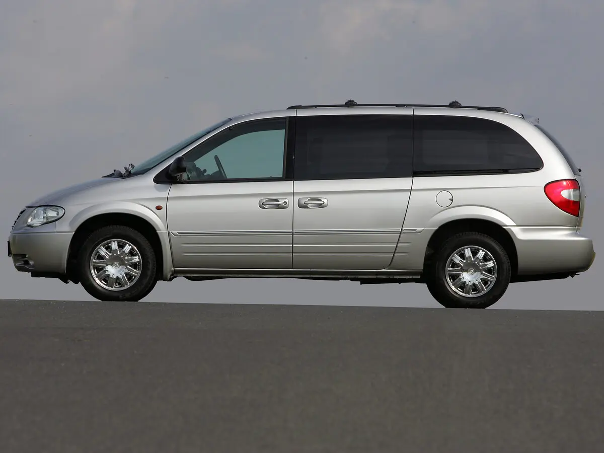 Chrysler Voyager IV Рестайлинг Минивэн Grand — сүрөт 2