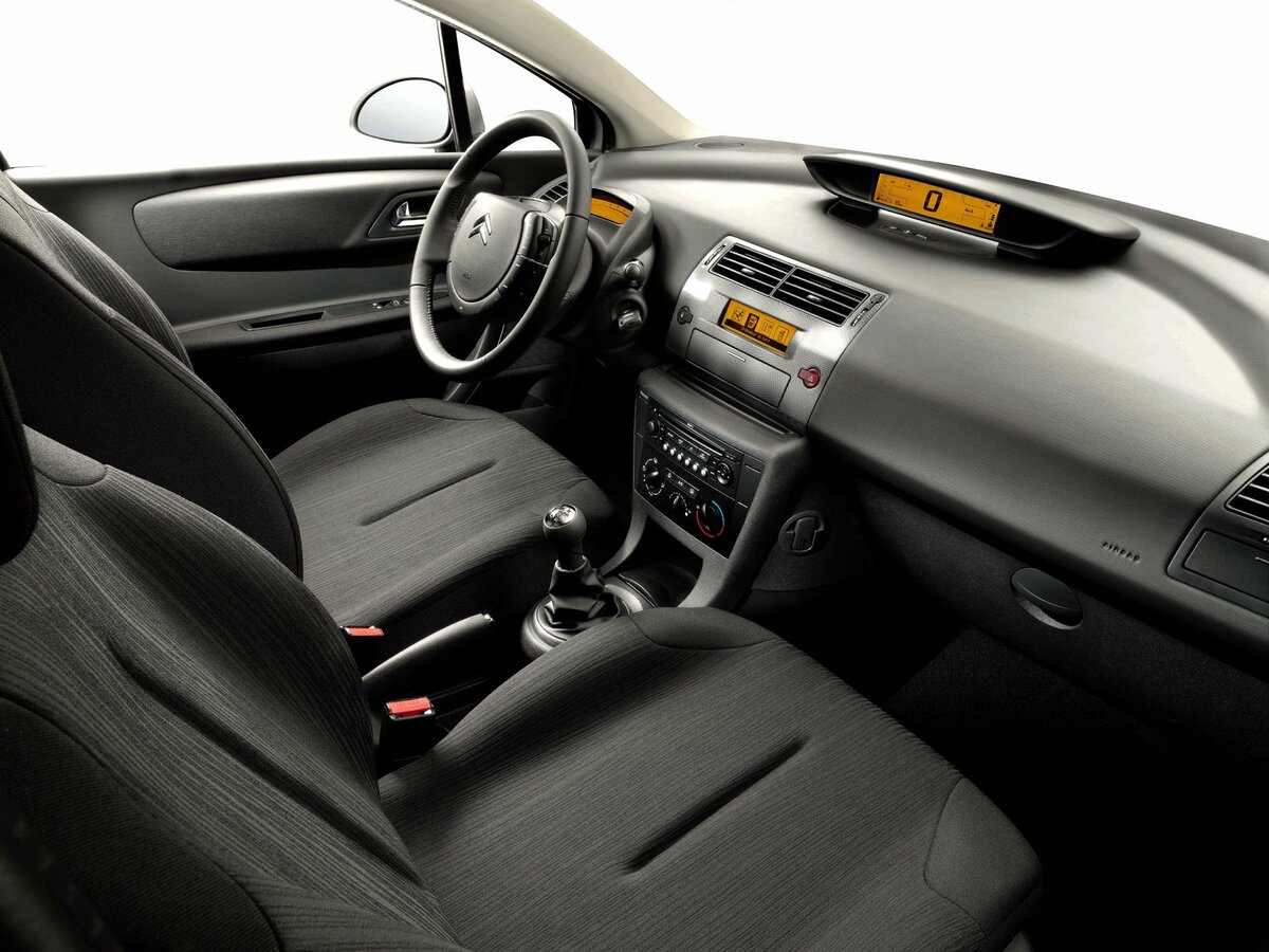 Citroen C4 I Хэтчбек 3 дв. — фото 7