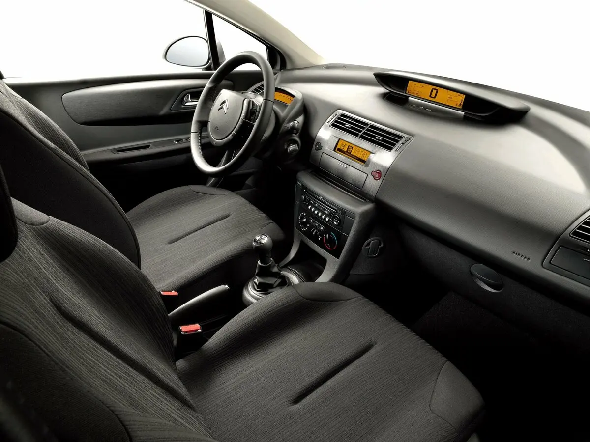 Citroen C4 I Хэтчбек 3 дв. — сүрөт 7