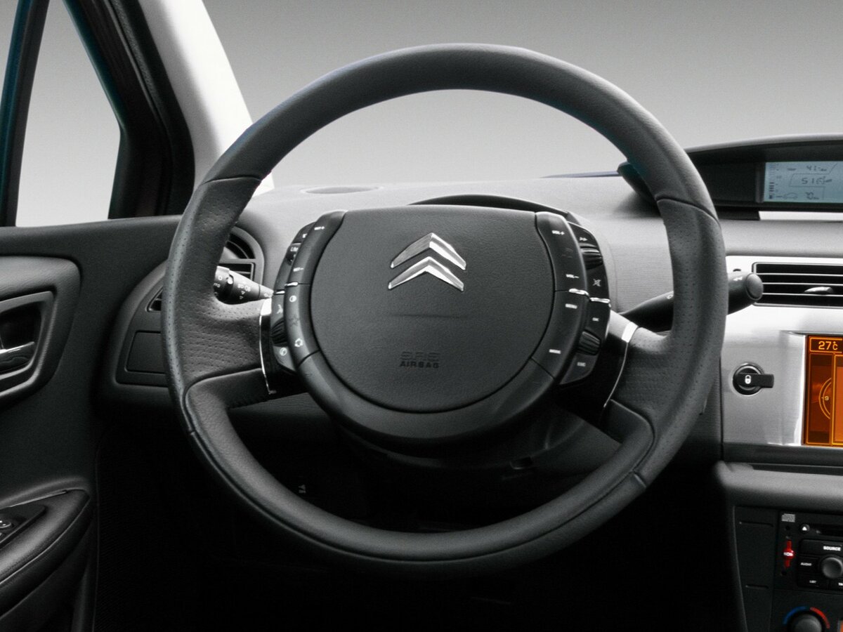 Citroen C4 I Хэтчбек 3 дв. — фото 8
