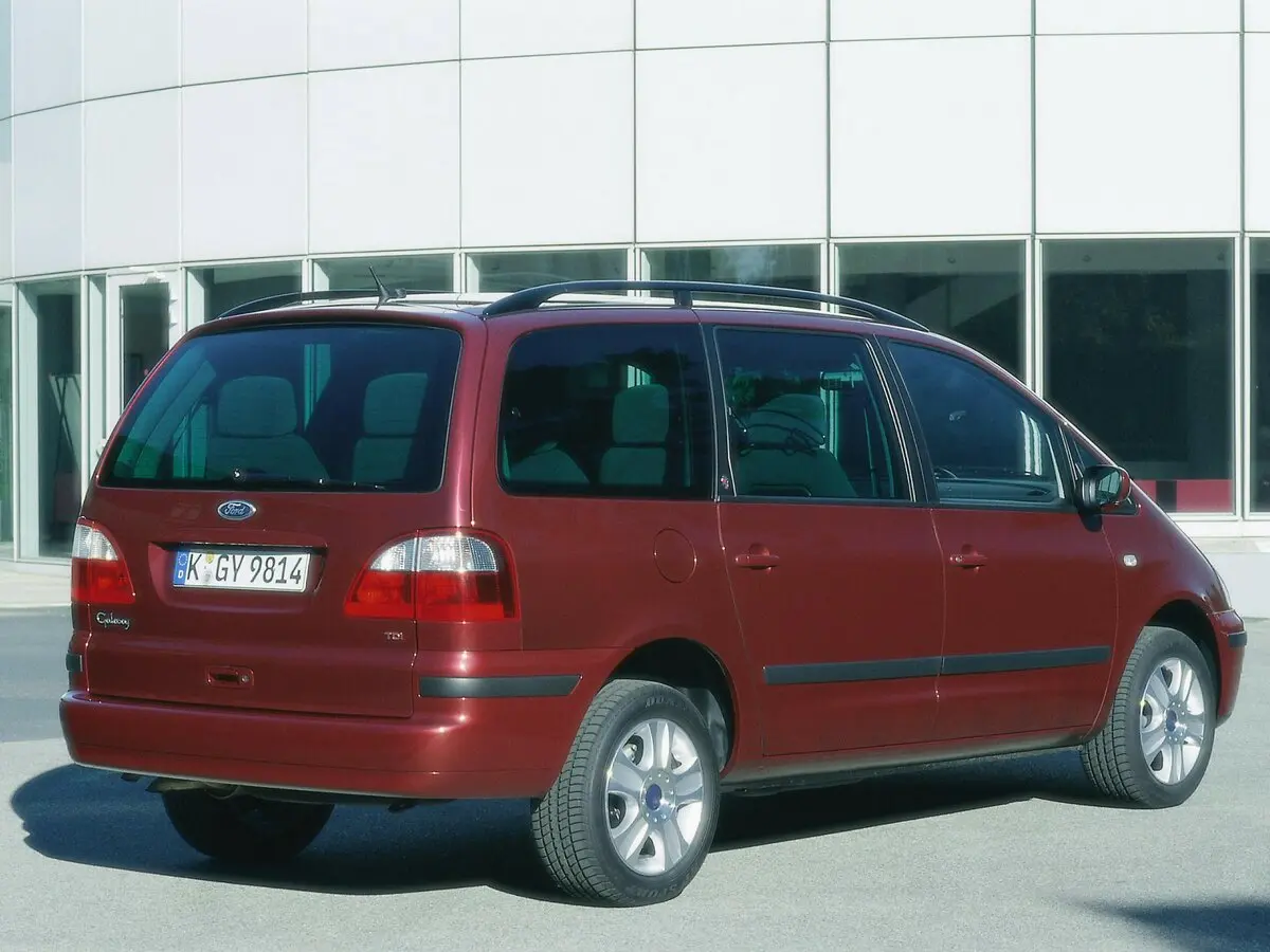 Ford Galaxy I Рестайлинг Минивэн — 照片 5