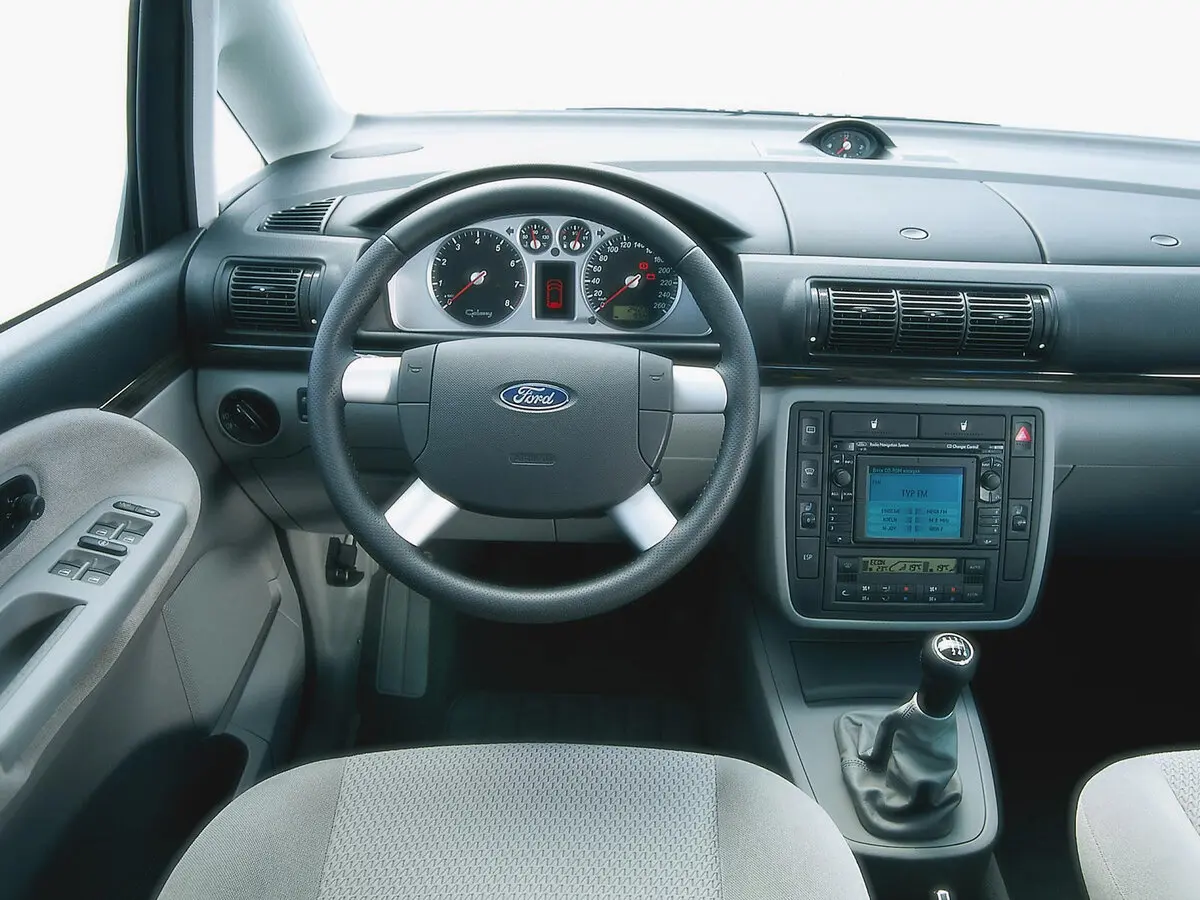 Ford Galaxy I Рестайлинг Минивэн — 照片 6