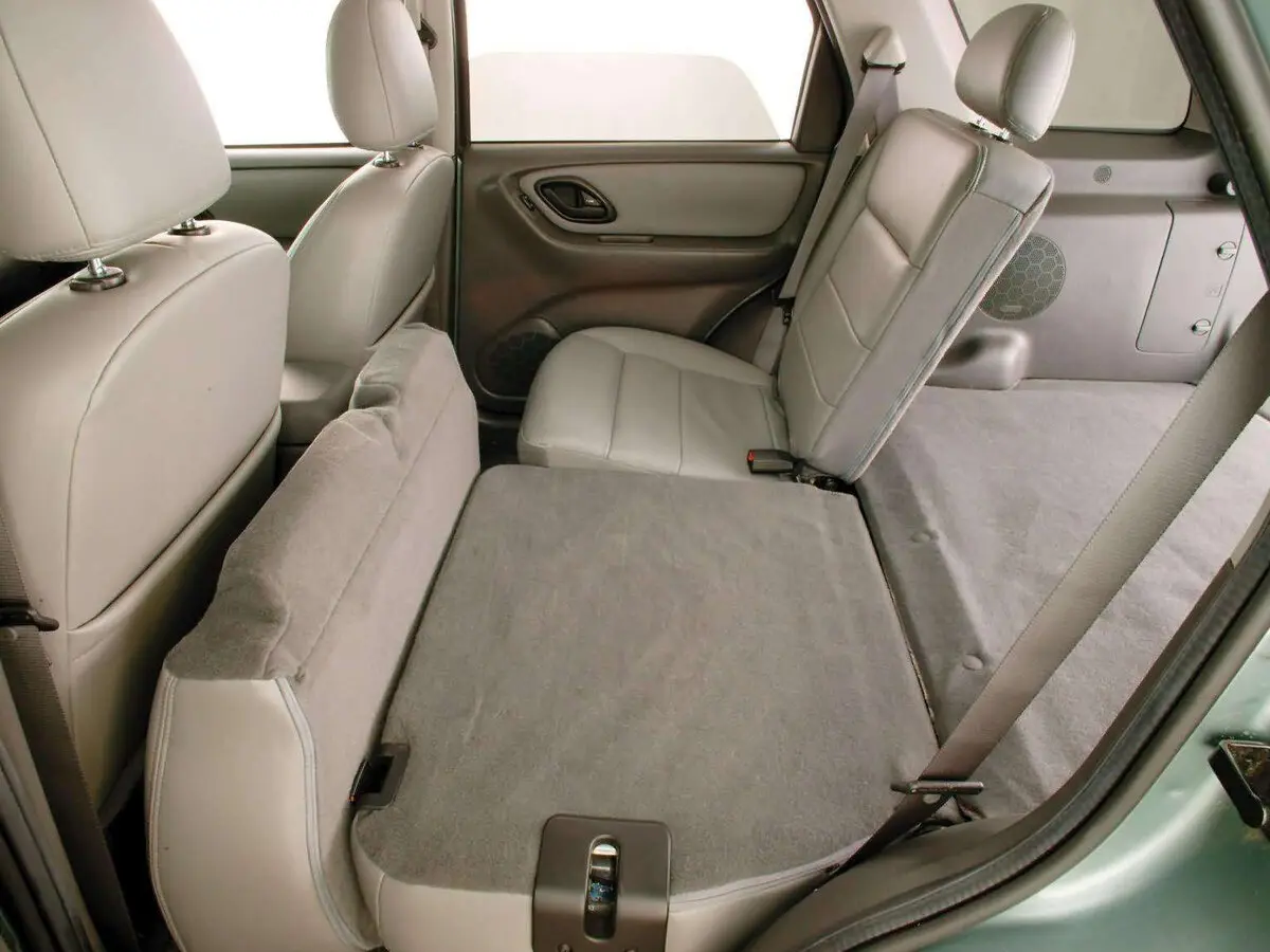 Ford Escape I Рестайлинг Внедорожник 5 дв. — сүрөт 11