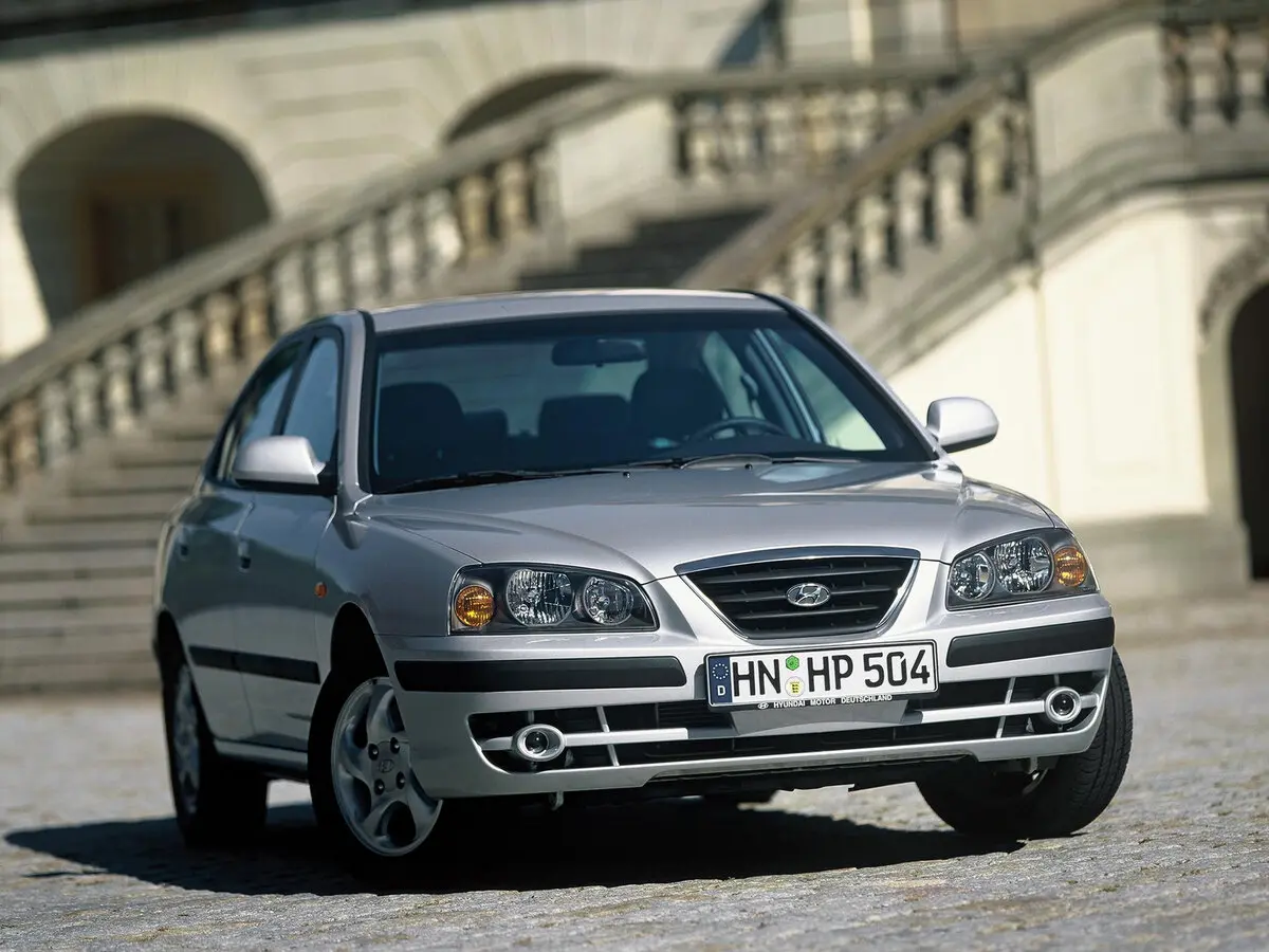 Hyundai Elantra III (XD2) Рестайлинг Седан — сүрөт 3