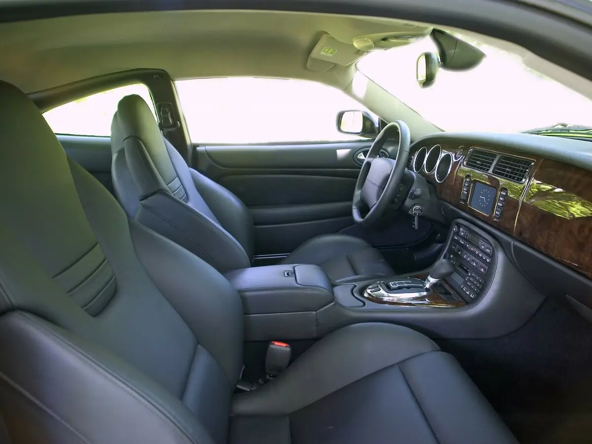 Jaguar XKR I Рестайлинг Купе — сүрөт 4
