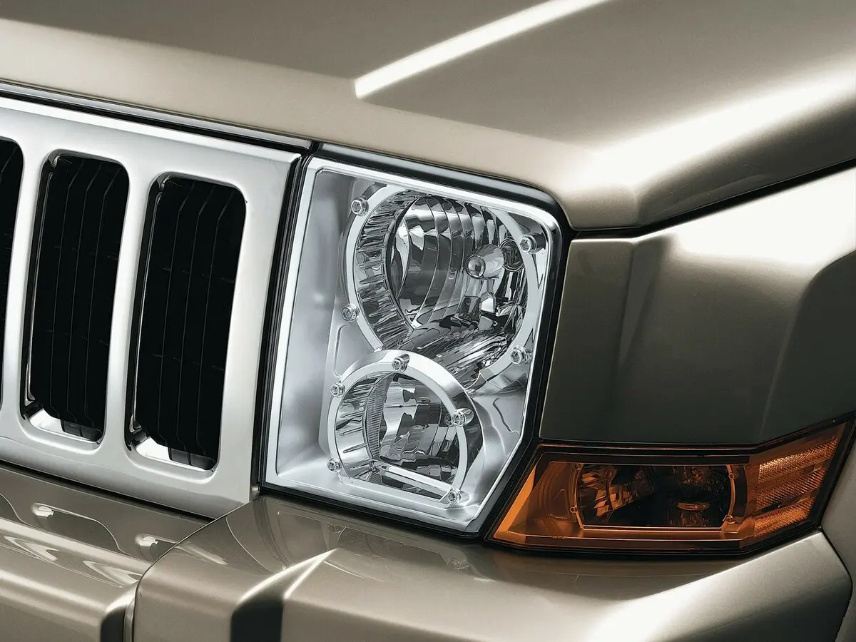 Jeep Commander 2005 – 2010 Внедорожник 5 дв. — сүрөт 13