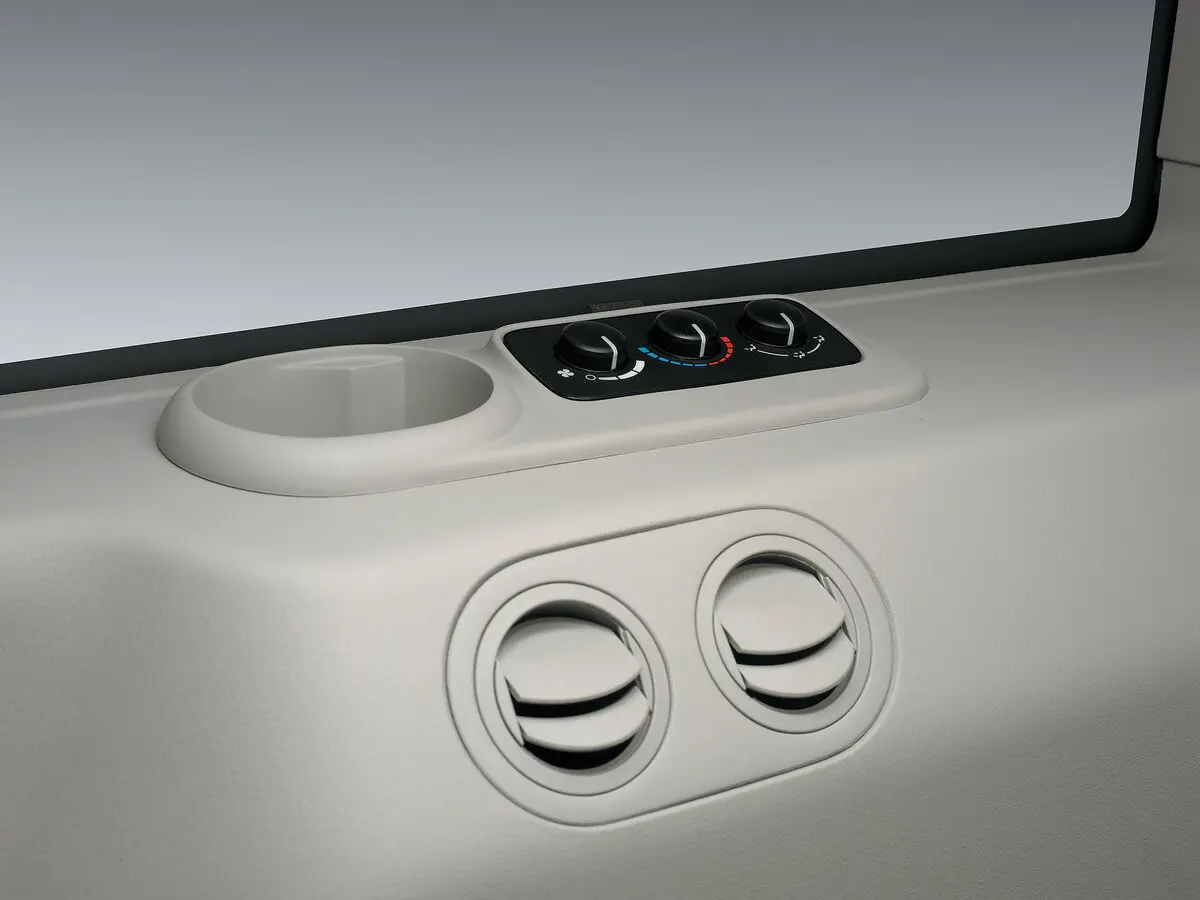 Jeep Commander 2005 – 2010 Внедорожник 5 дв. — сүрөт 16