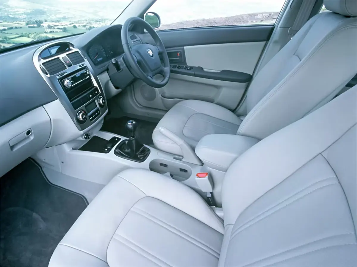 Kia Cerato I Седан — photo 7