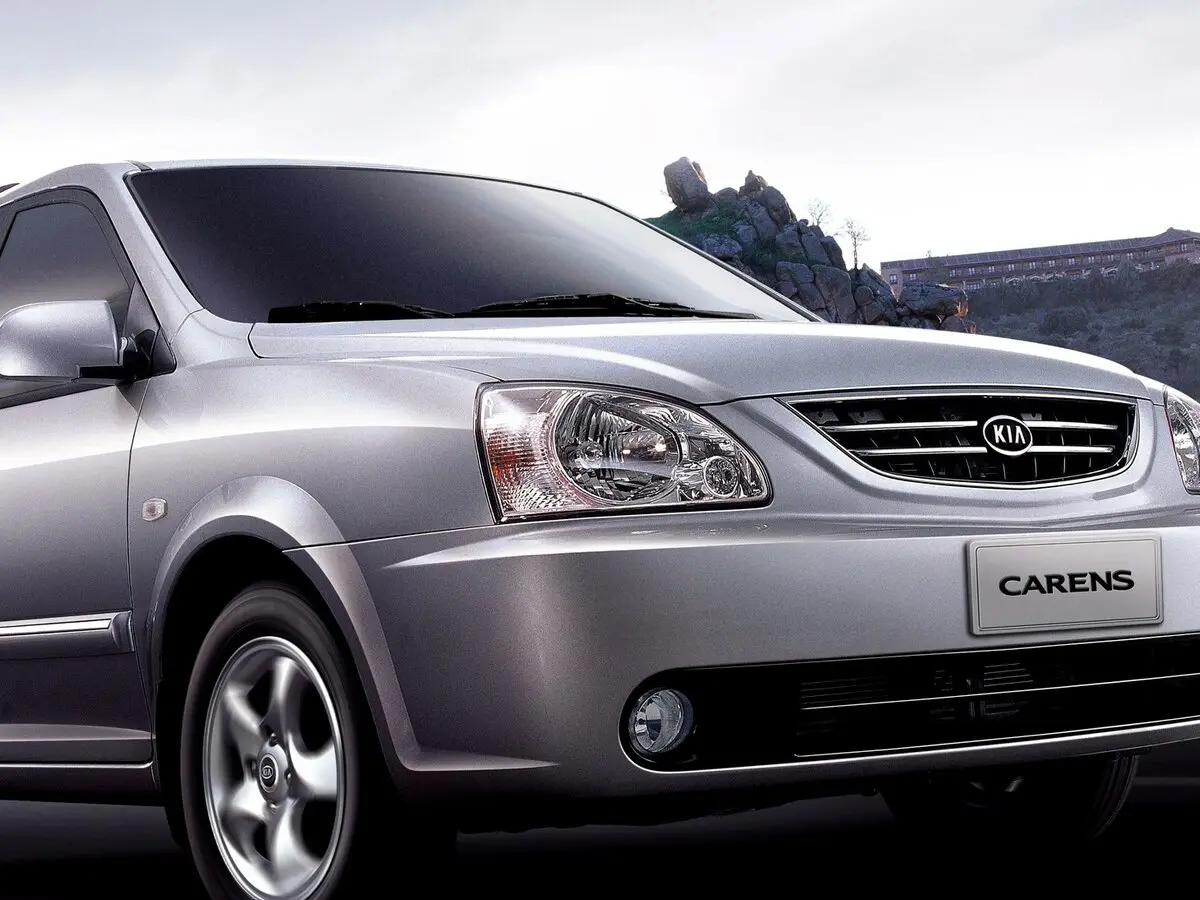 Kia Carens I (RS) Рестайлинг Компактвэн — сүрөт 8