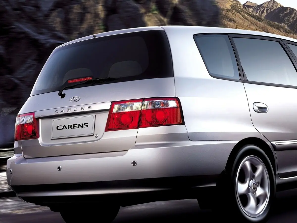 Kia Carens I (RS) Рестайлинг Компактвэн — сүрөт 9
