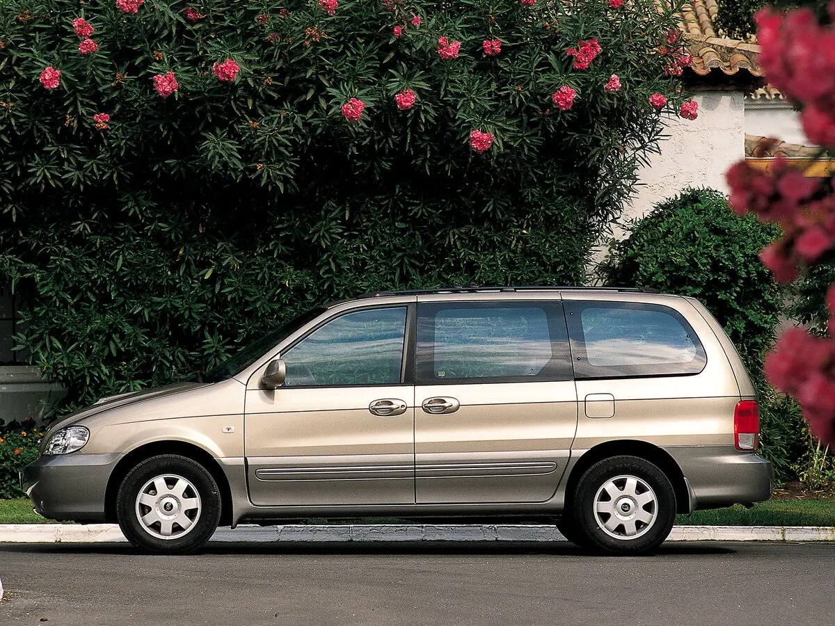 Kia Carnival I Рестайлинг Минивэн — фото 2