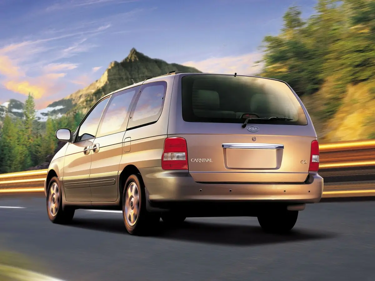 Kia Carnival I Рестайлинг Минивэн — фото 7