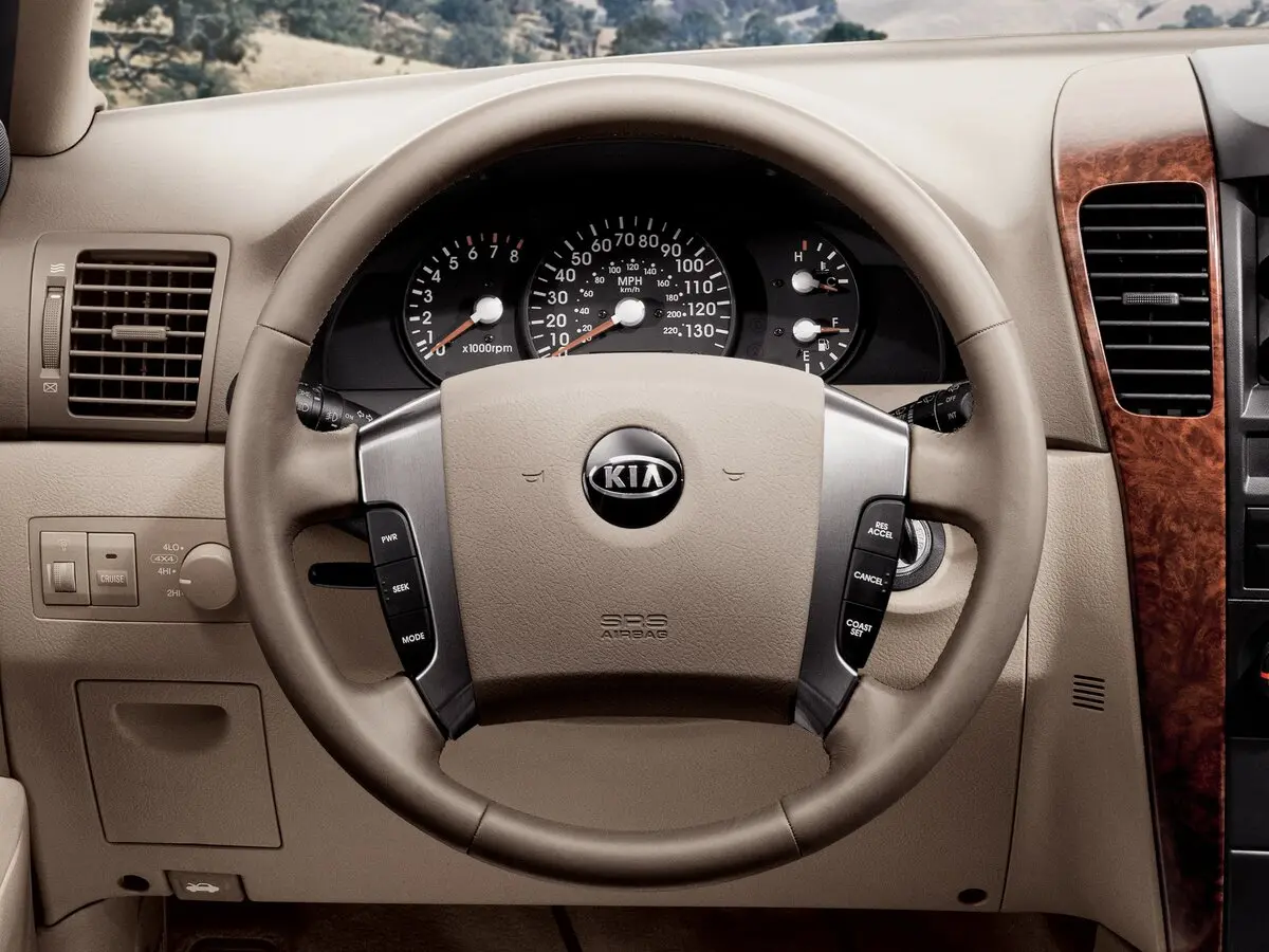 Kia Sorento I Внедорожник 5 дв. — фото 7