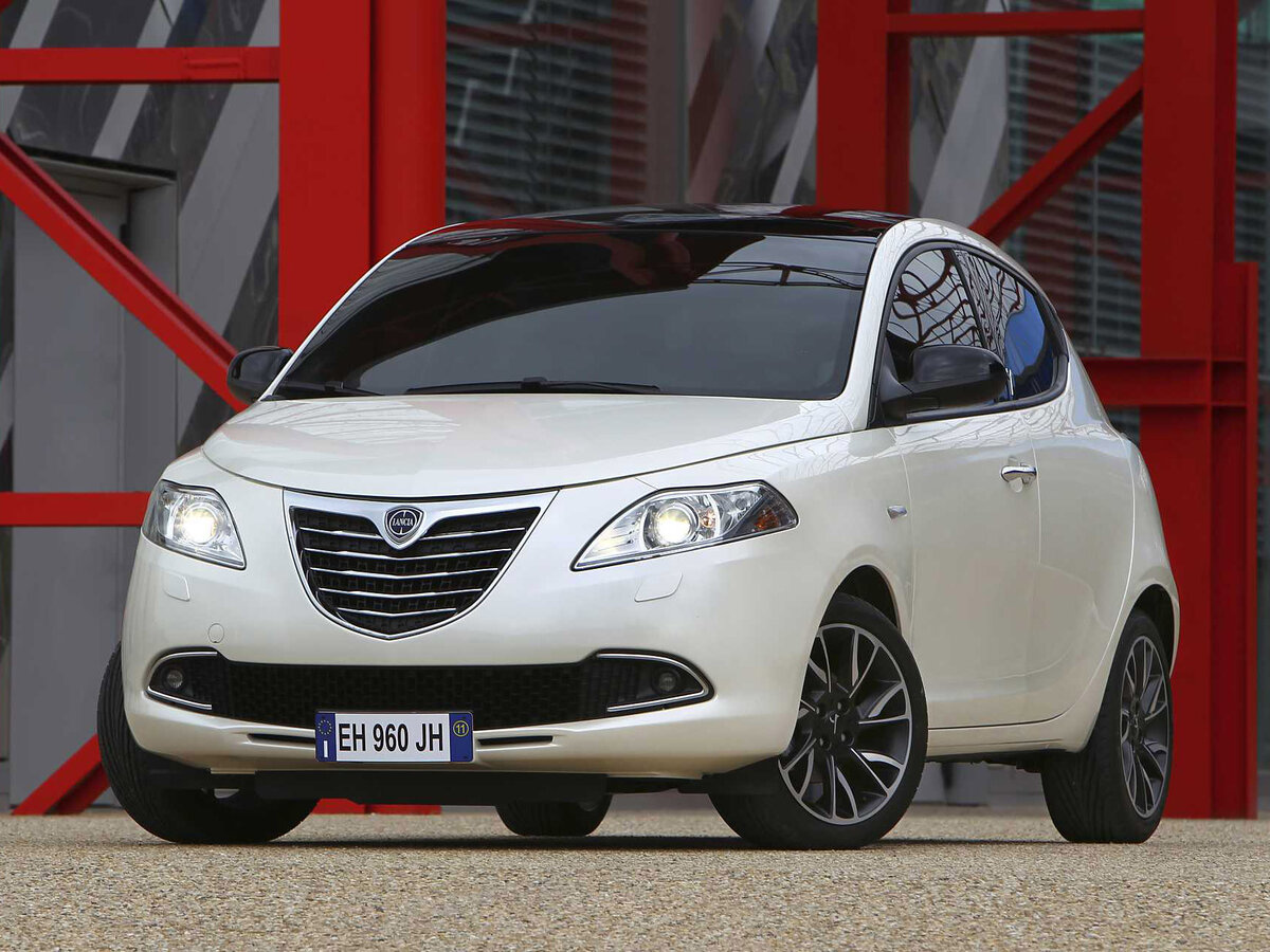 Lancia Ypsilon II (Type 843) Хэтчбек 3 дв. — фото 4
