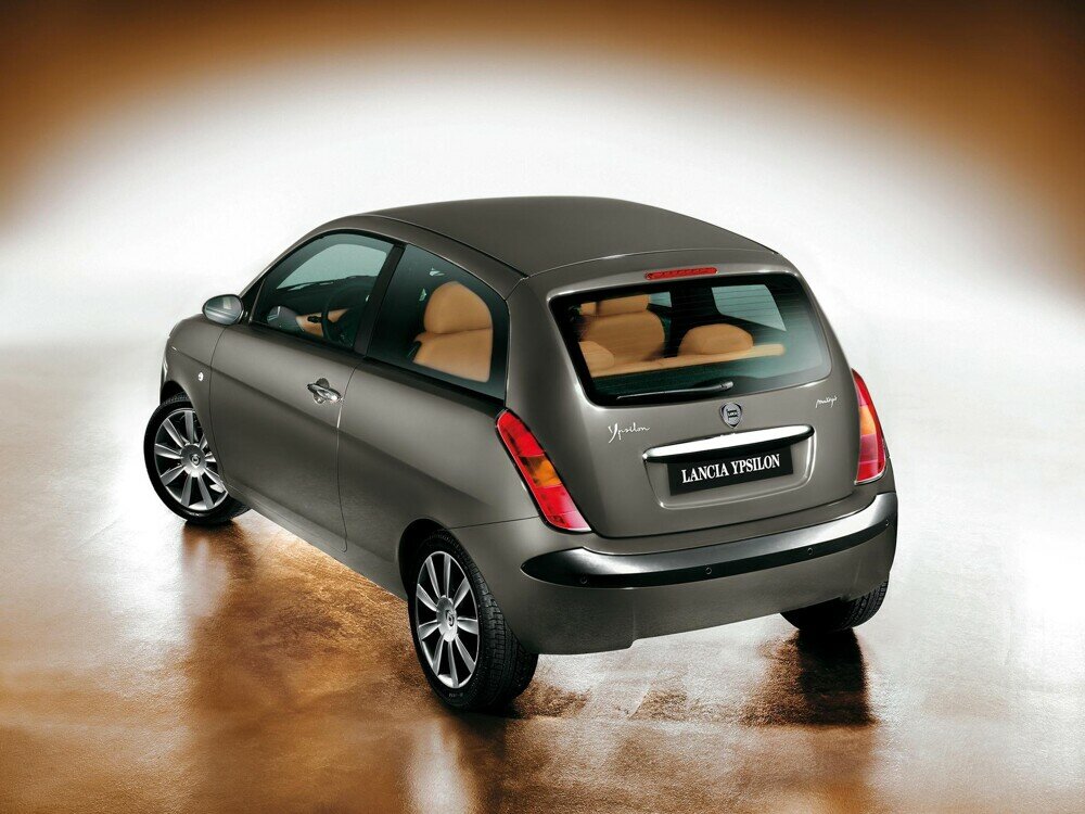 Lancia Ypsilon II (Type 843) Хэтчбек 3 дв. — фото 6