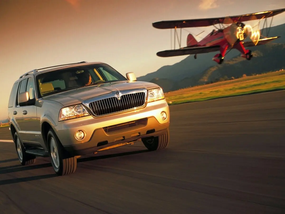 Lincoln Aviator I Внедорожник 5 дв. — сүрөт 2